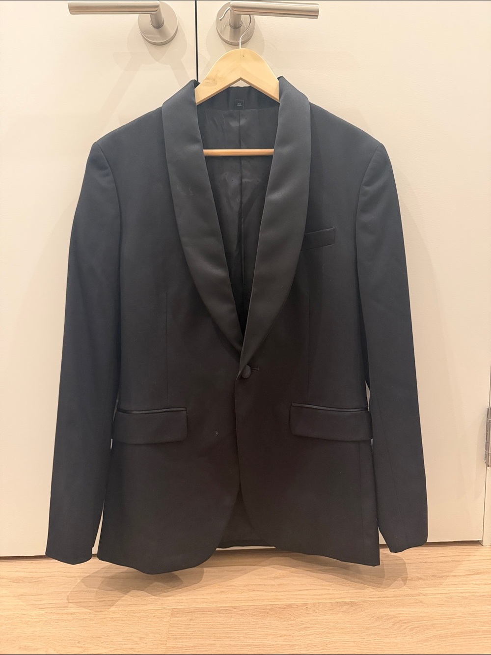 Bonobos Black Tuxedo Blazer with Satin Shawl Lapel